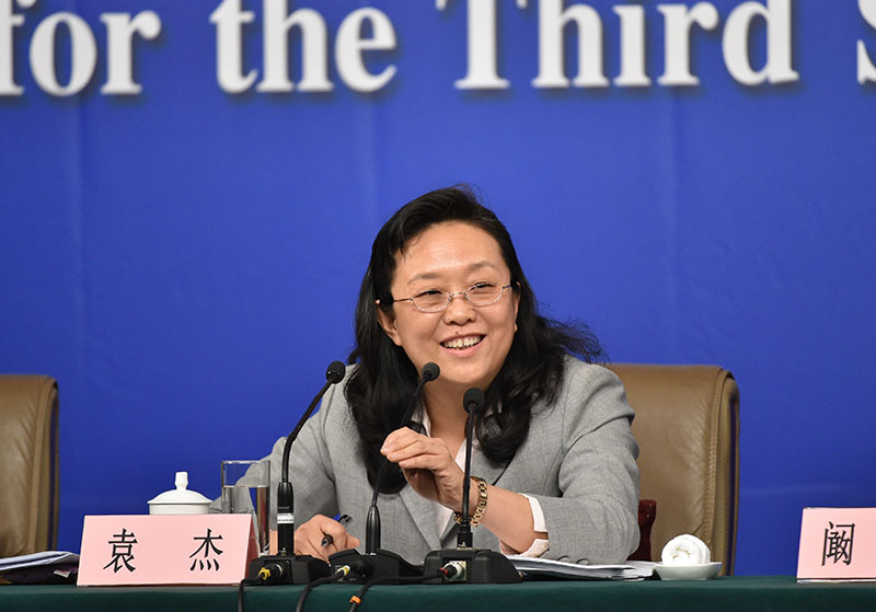 全国人大常委会法工委负责人答记者问