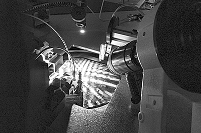 IBM硅光芯片:通往光脑的大门?-中共中央网络安