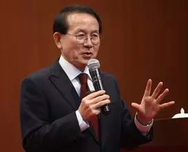 当心! 这些词上了网络低俗语言排行榜-中共中