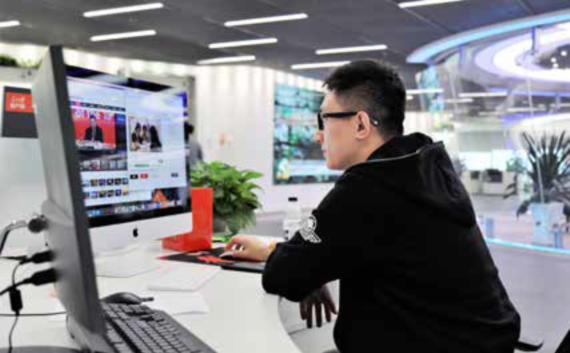 出新出彩不出错 创新创意创纪录--专访人民日报