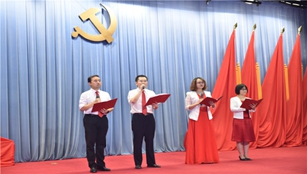 朗诵:《有一首歌》