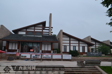 全国网络媒体"小平故里行"走进广安