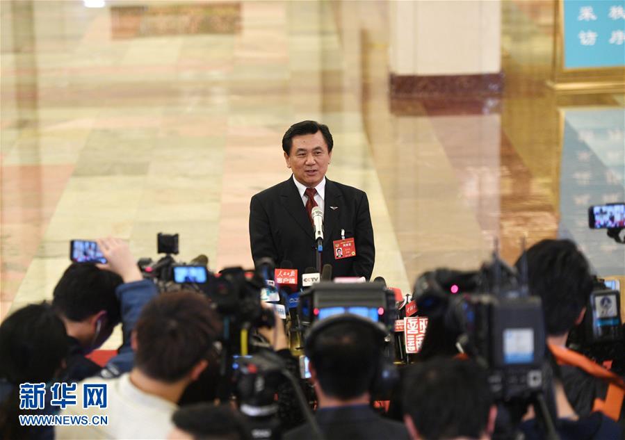 （两会&middot;政协开幕）（6）采访部长