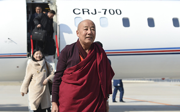 来自甘肃的全国政协委员抵京