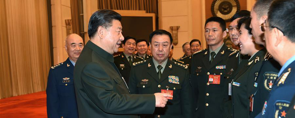 习近平出席解放军代表团全体会议