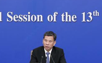财政部部长刘昆等答记者问